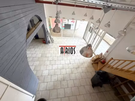 local commercial de 114m²