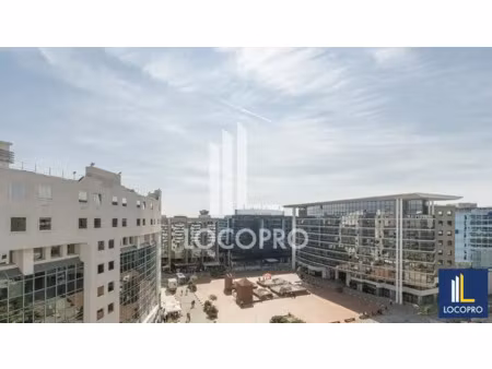 a vendre - bureaux occupés - 82 m2 - nice arenas