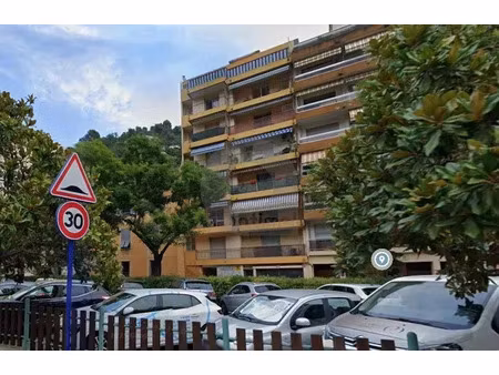 location commerce 29 m² à menton (06500)
