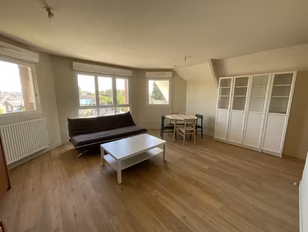 a louer - avenue d'orléans - meuble de 42.30m2