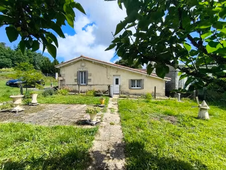 vente maison 3 pièces 67 m² à montguyon (17270)  70 876 €