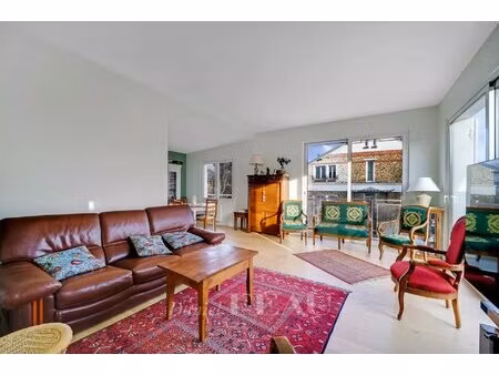 viroflay rive gauche – a revamped family home with id 2886514812