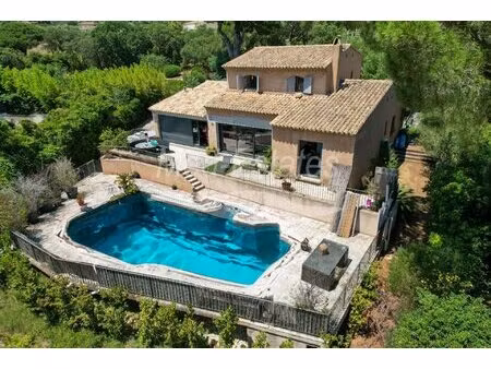 villa avec aperçu mer et plages a pied