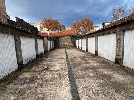 location parking lyon 7ème