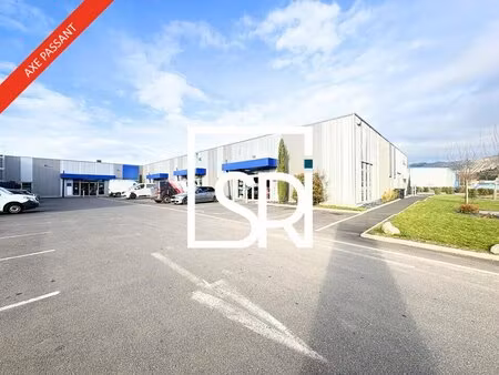 location local commercial 157m² thiers 63300