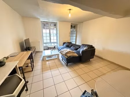 location appartement 3 pièces 65m² pont de vaux 01190