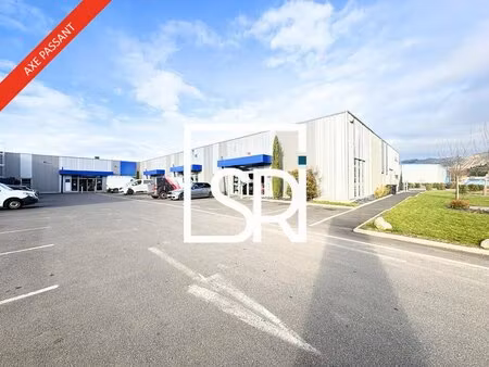 location local commercial 114m² thiers 63300