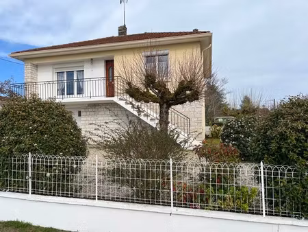 vente maison 4 pièces 75 m² à neuvic (24190)  145 800 €