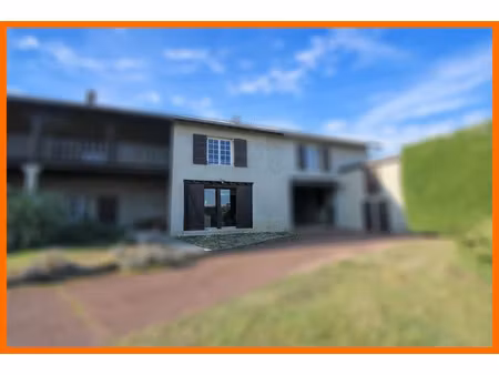 vente maison 4 pièces 136 m² à pizay (01120)  190 000 €