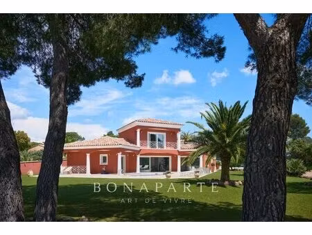 villa 5 pieces avec piscine