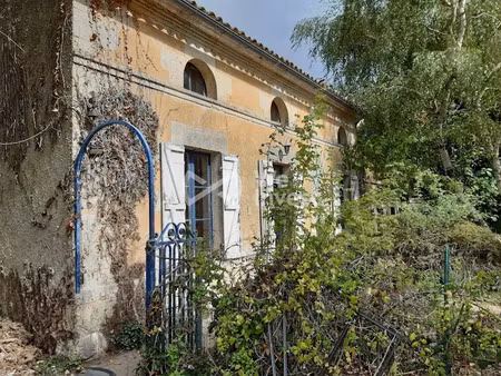 vente maison 5 pièces 130 m² à plassac (33390)  158 500 €