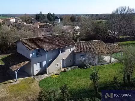 vente maison 8 pièces 178 m² à saint-gaudent (86400)  150 500 €