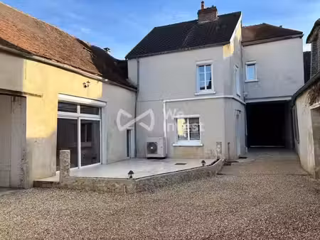 vente maison 6 pièces 155 m² à brienon-sur-armançon (89210)  158 000 €