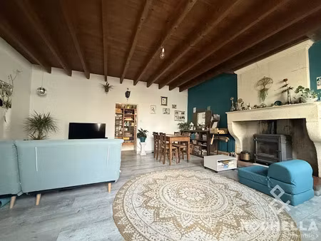 vente maison 4 pièces 97 m² à saint-savinien (17350)  170 000 €