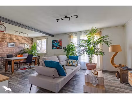 vente appartement 4 pièces 81 m² carbon-blanc (33560)