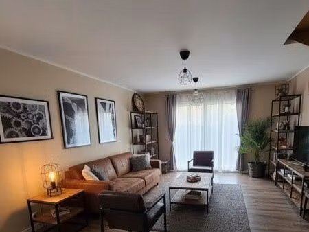 maison 3 pièces 80 m²