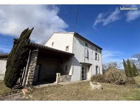 maison 7 pièces 227 m²