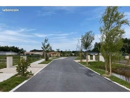 terrain 840 m² salaunes