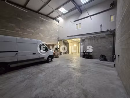 a louer- local d'activité de 180m²- etrechy (91)