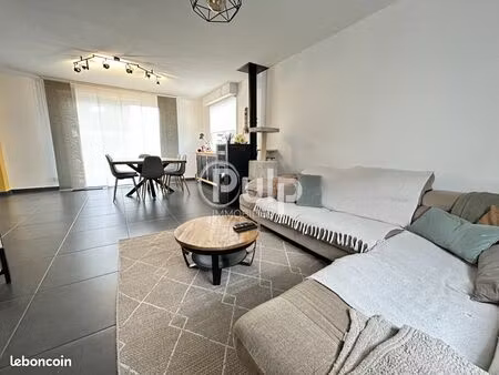 pavillon 6 pièces 105 m²