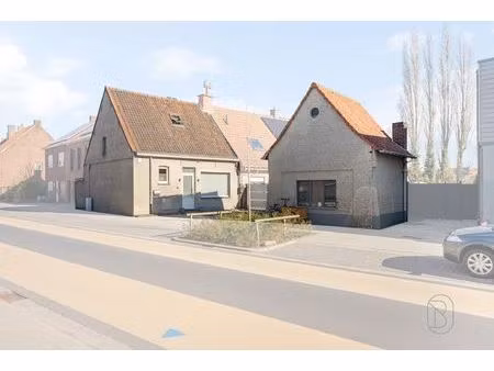 charmante gerenoveerde woning met bijgebouw & oprit in heule