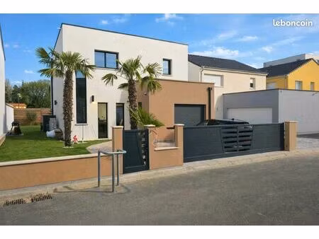 maison contemporaine neuve 2024 – rt2020 – piscine – 130 m² – terrain 360 m² – thionville