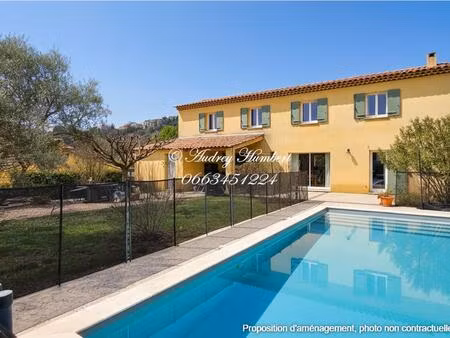 pierrevert  superbe villa t6  récente et confortable de 147 m² sur 1000 m² de jardin arbor