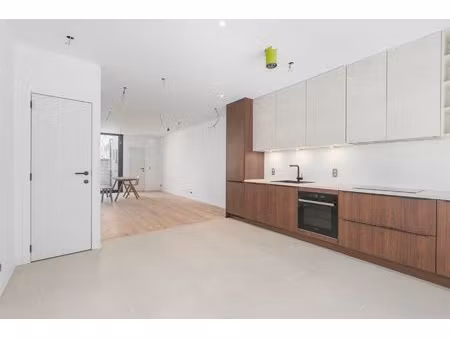 gerenoveerde woning met 2 slaapkamers in vilvoorde