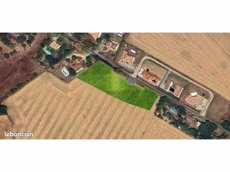 terrain 958 m² aureville