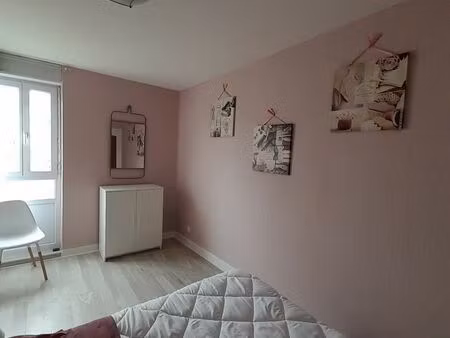 t2 entièrement équipé et meublé sedan centre ville