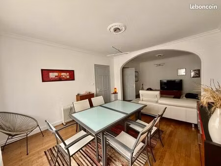 maison familiale rénovée 130 m² 4 chambres jardin garages la roche sur yon