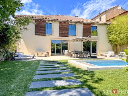 exclusivité - 10 min de béziers - ancienne cave viticole transformée en loft spectaculaire