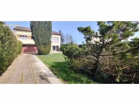 maison 6 pièces 139 m²