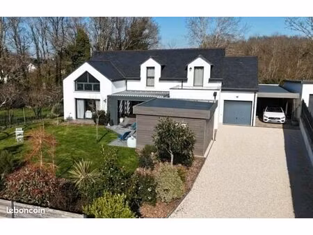 maison contemporaine au calme – jardin paysagé de 890 m² – cadre de vie privilégié à saint