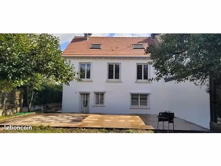 maison 7 pièces 168m²