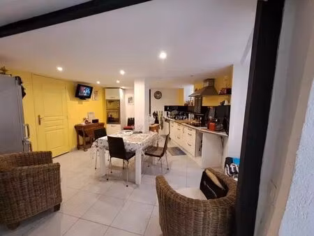 vente maison de village 3 pièces 88 m2 à sillans-la-cascade