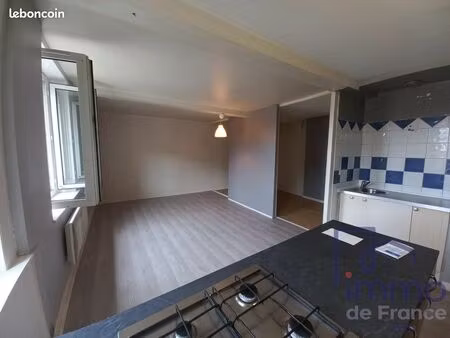 appartement 1 pièce 40 m²