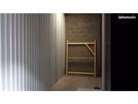 garage/box 16 m² valdivienne