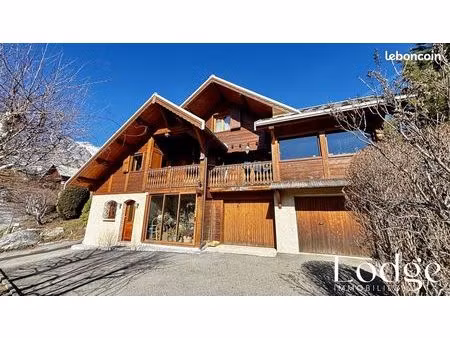 chalet 6 pièces 140 m²