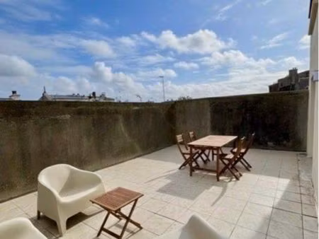 t2 grande terrasse centre ville rare