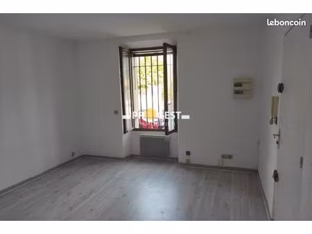 studio 1 pièce 23 m²