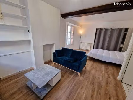 grand studio centre ville amande