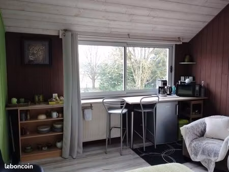 chambre meublee 18m2 1er etage chez l habitant