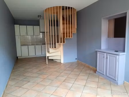 location maison de ville