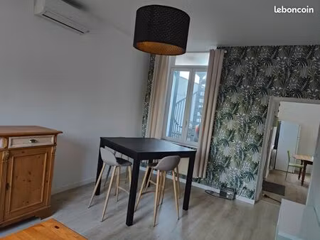 t2 meublé 40m 2 avec parking  climatisation