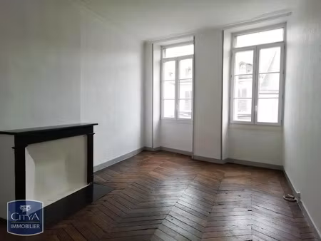 appartement à louer 2 pièces 60.2 m² - le blanc (36) - 430€