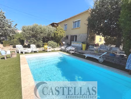 achat maison 7 pièces 173m² roquefort 13830