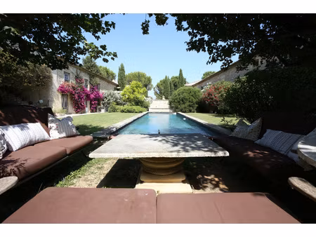 mas 2700 m2  parc 2ha  bassin 17/4  15 chambres