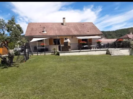 vente maison 7 pièces 115 m² à lescheres (39170)  210 000 €