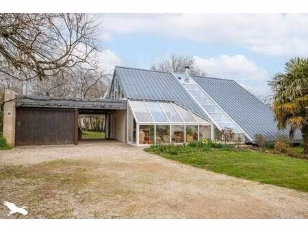 vente maison 5 pièces 138 m² mazeray (17400)